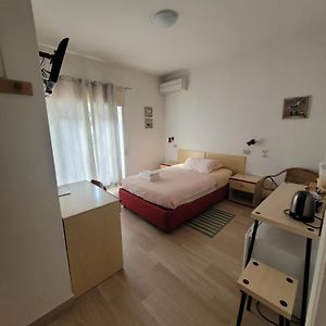 Camera singola grande